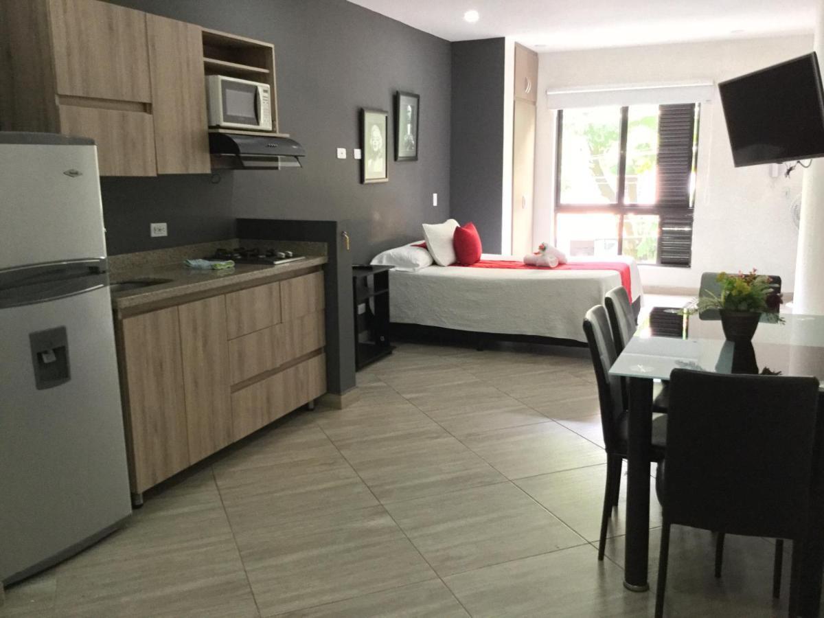 Apartahotel Avanti Medellín Dış mekan fotoğraf