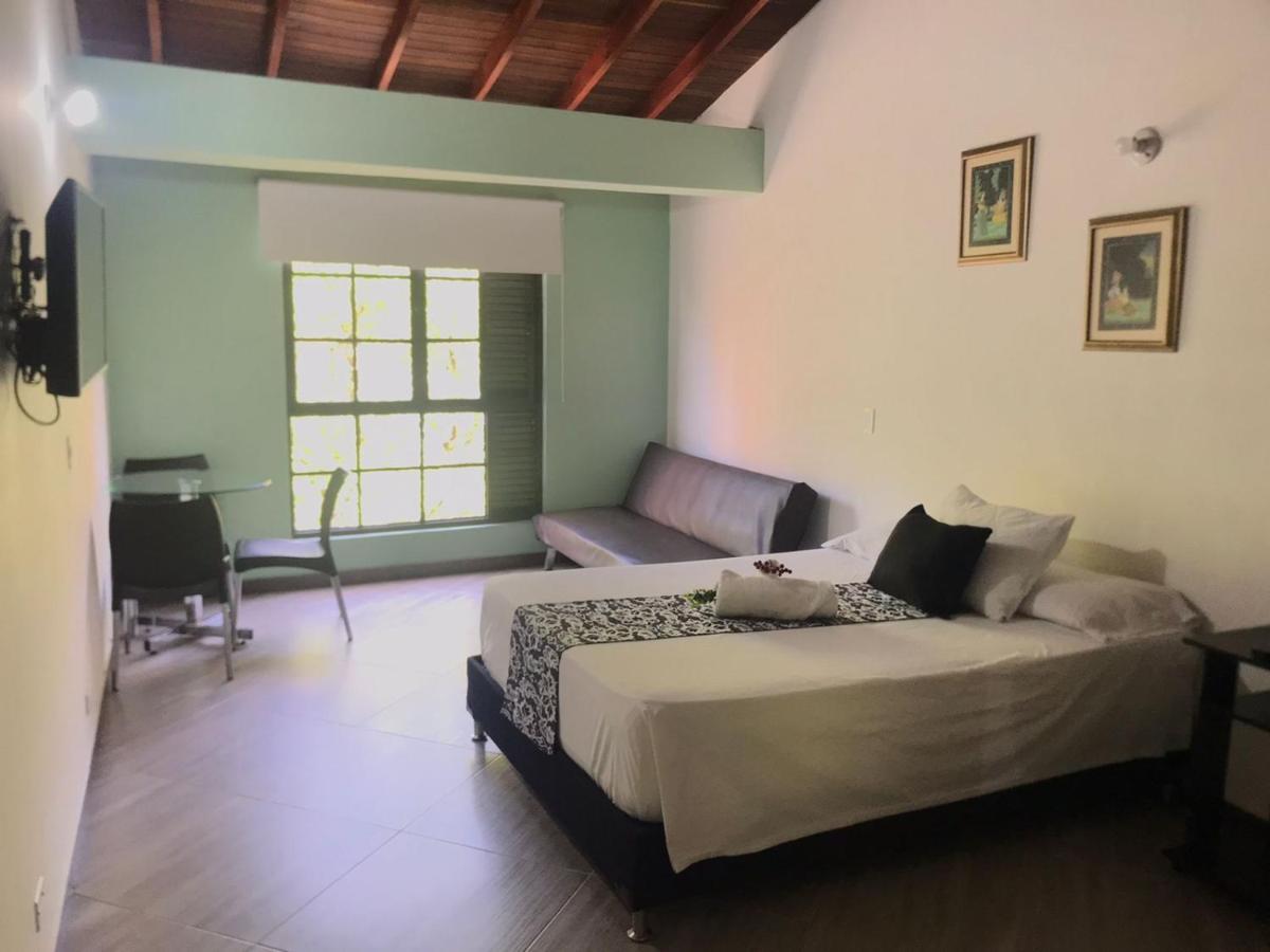 Apartahotel Avanti Medellín Dış mekan fotoğraf